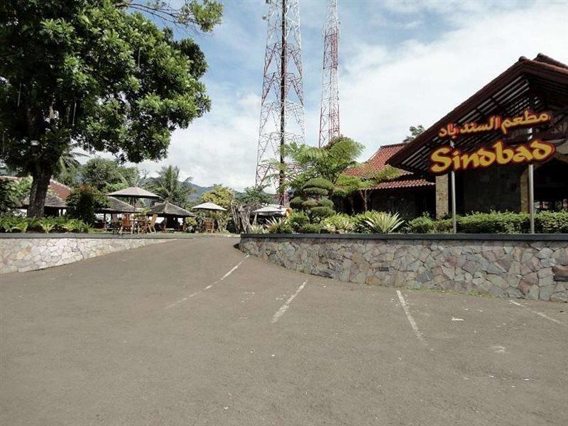 Villa Tunas Alam Mutiara Puncak Exterior photo